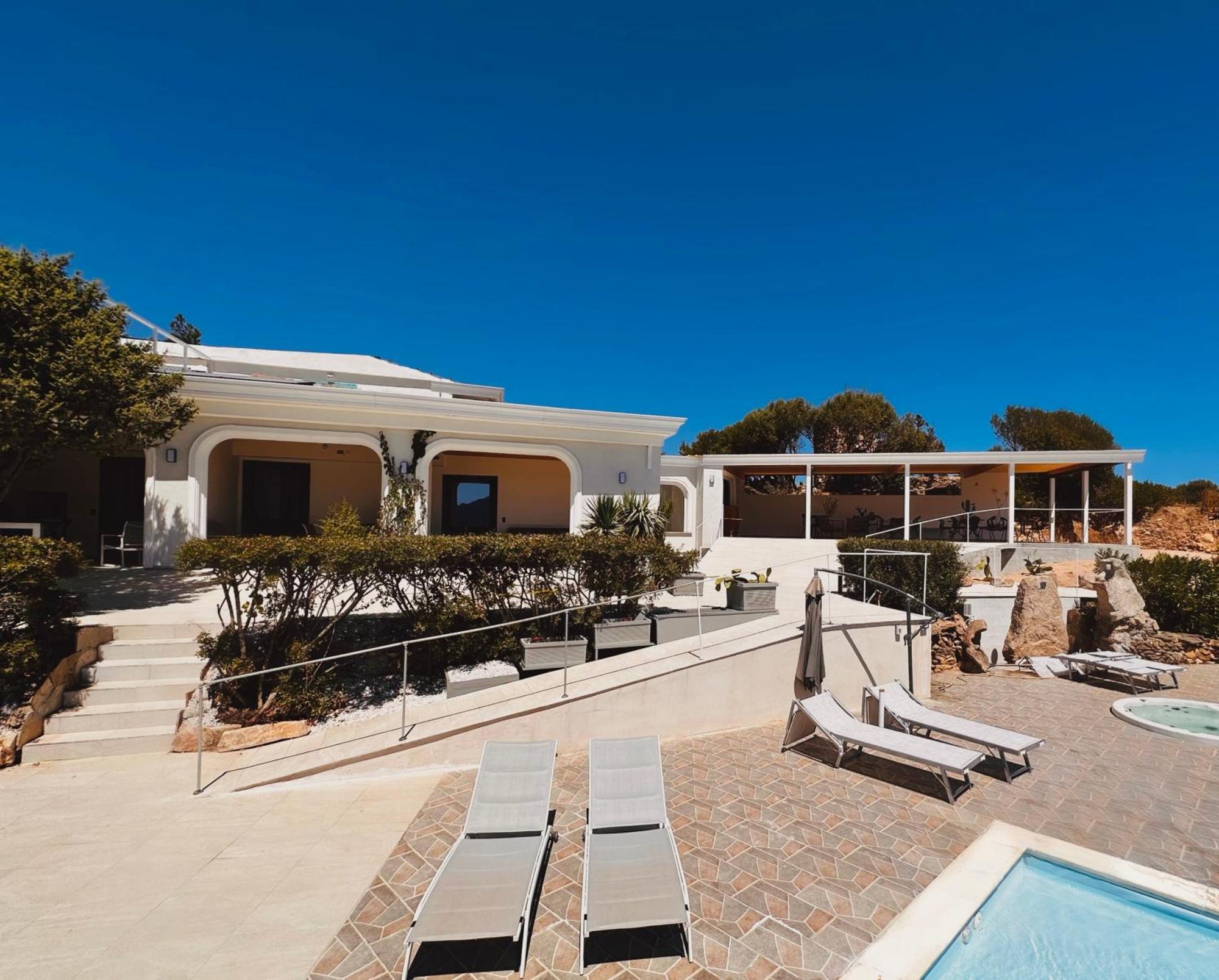 Domo S'Altura Hotel Porto Rotondo Buitenkant foto